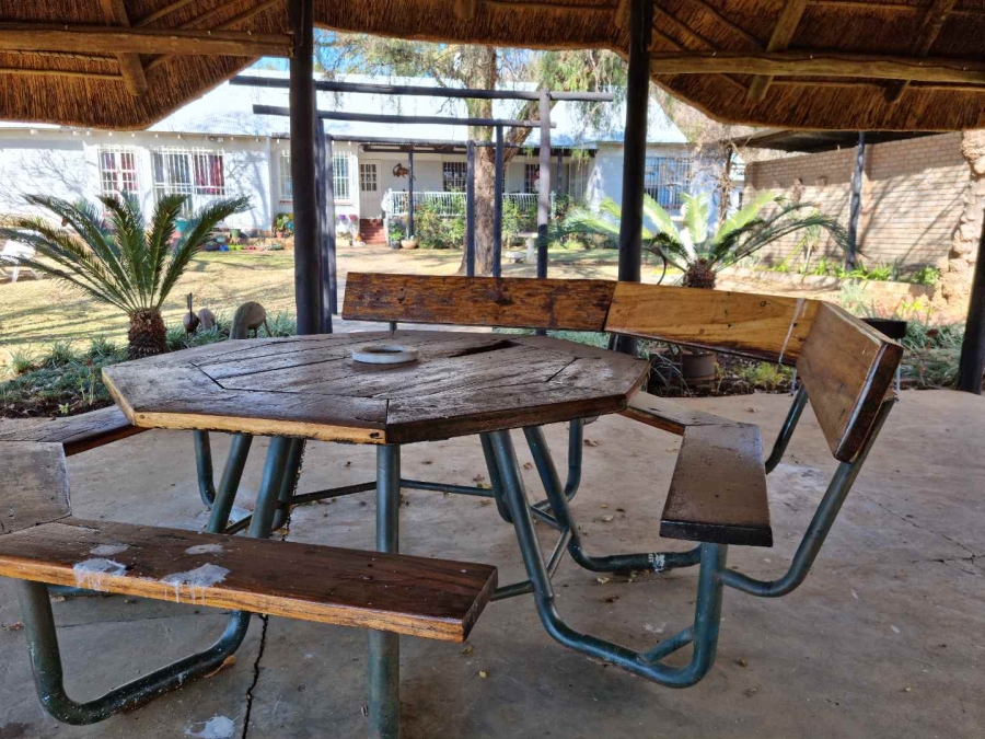 9 Bedroom Property for Sale in Hartbeespoort Rural North West